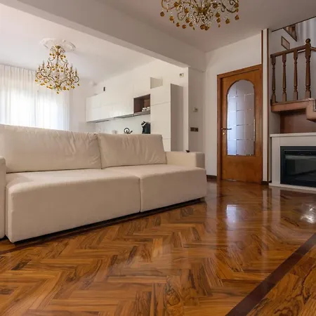 La Principessa Nera 4*